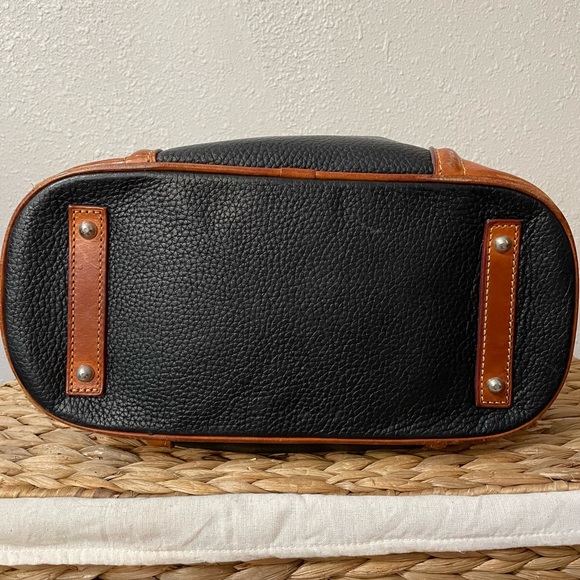 Dooney & Bourke leather tote/shoulder bag - Picture 4 of 12